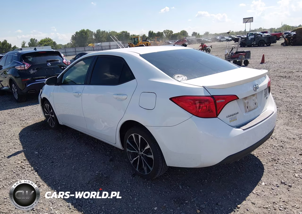 2017 Toyota Corolla Se VIN:5YFBURHEXHP736821 - 3