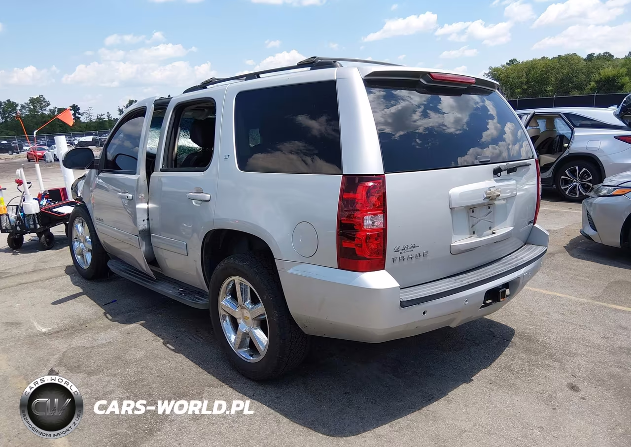 2010 Chevrolet Tahoe Lt VIN:1GNMCBE36AR129856 - 3