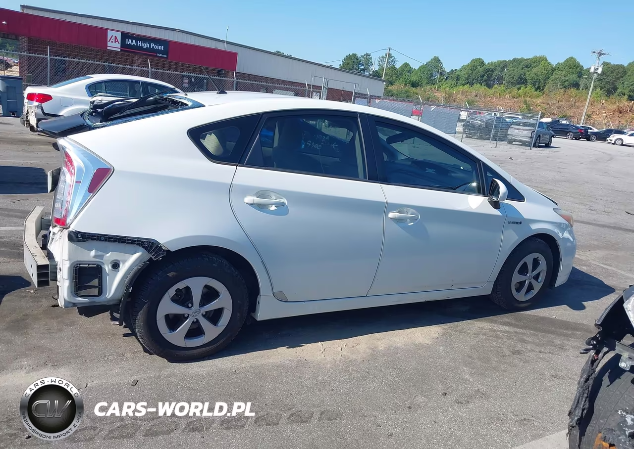 2014 Toyota Prius Two VIN:JTDKN3DU1E1759900 - 14
