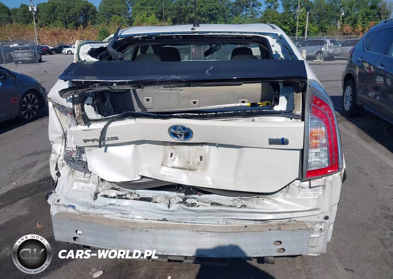 2014 Toyota Prius Two VIN:JTDKN3DU1E1759900 - 17