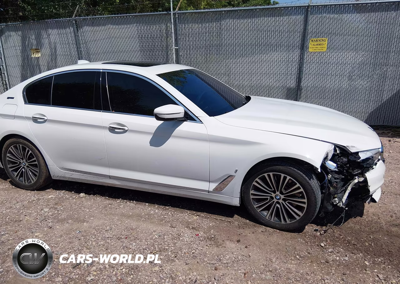 2018 BMW 530E Iperformance VIN:WBAJA9C50JB249317 - 14