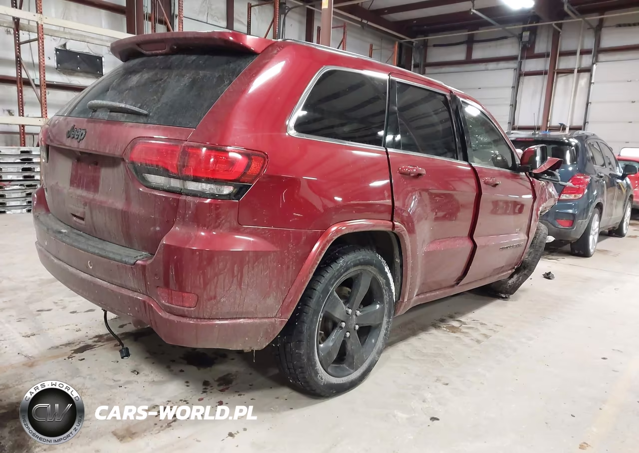 2015 Jeep Grand Cherokee Altitude VIN:1C4RJFAG1FC135207 - 4