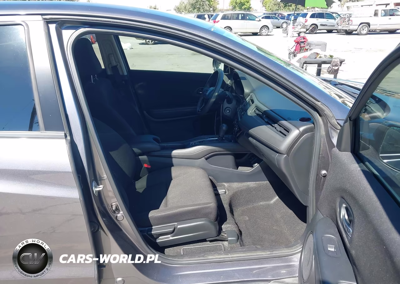 2017 Honda Hr-V Lx VIN:3CZRU5H39HM706698 - 5