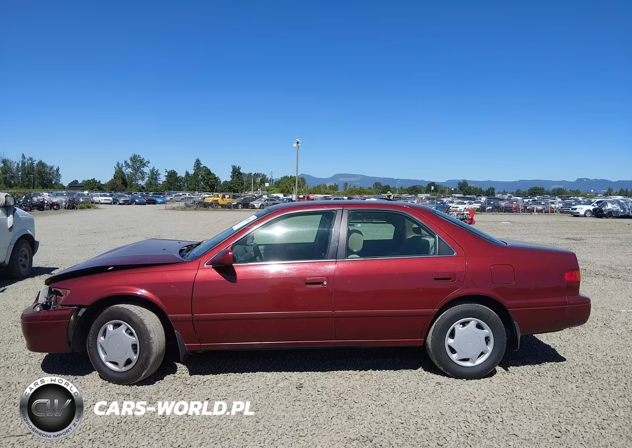 2000 Toyota Camry Ce VIN:4T1BG22K8YU761468 - 15