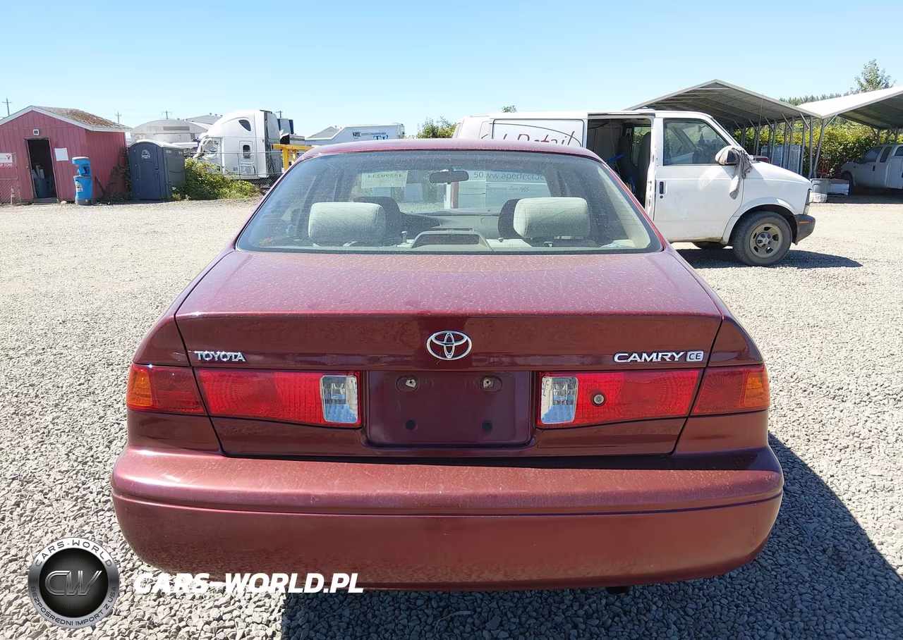 2000 Toyota Camry Ce VIN:4T1BG22K8YU761468 - 17