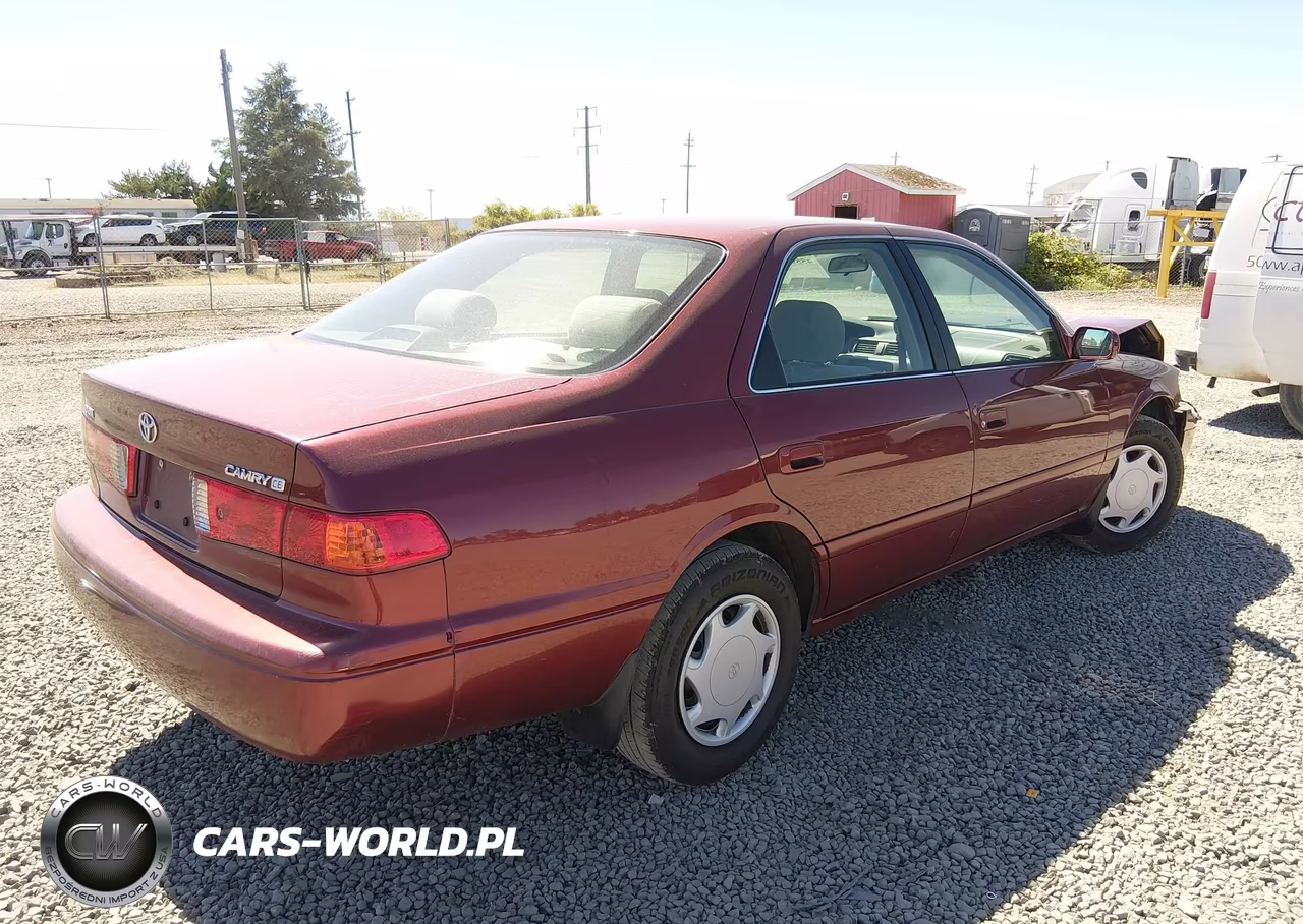 2000 Toyota Camry Ce VIN:4T1BG22K8YU761468 - 4