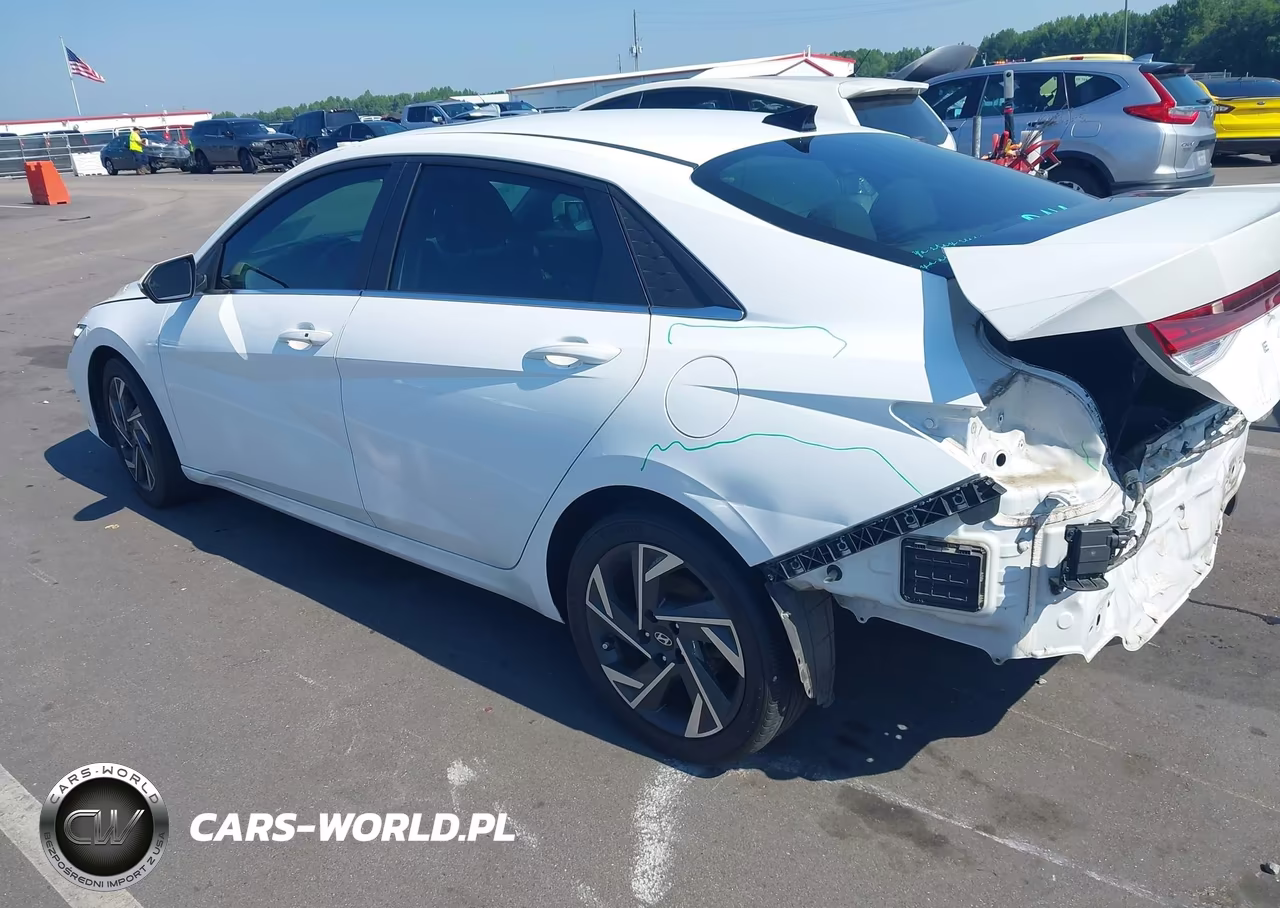 2024 Hyundai Elantra Sel VIN:KMHLS4DGXRU671036 - 3