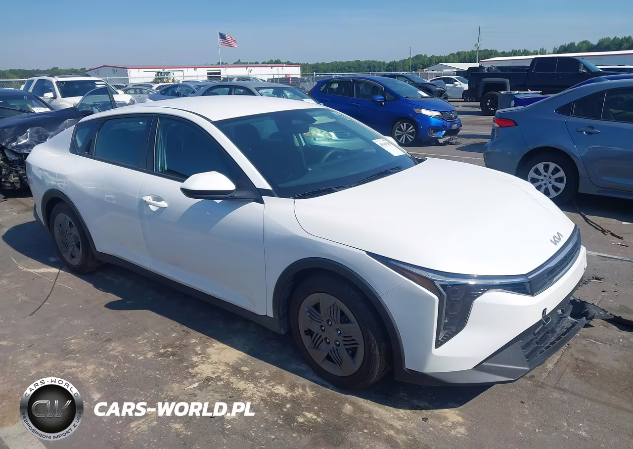 2026 Kia K4 Lx