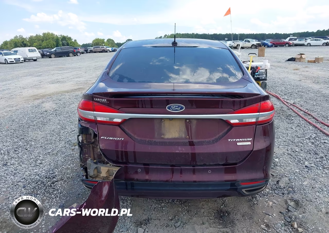 2018 Ford Fusion Titanium VIN:3FA6P0K9XJR228872 - 16