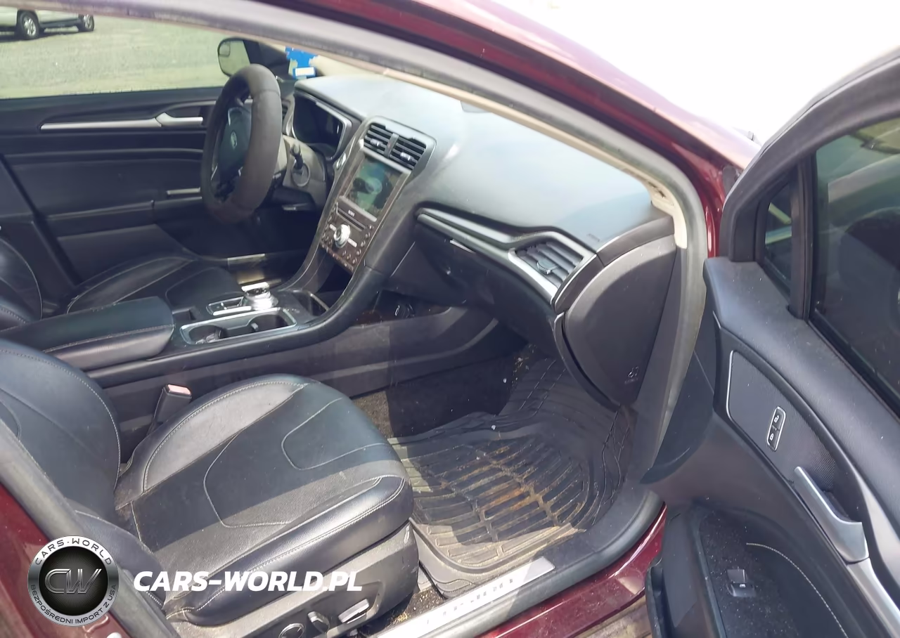 2018 Ford Fusion Titanium VIN:3FA6P0K9XJR228872 - 5