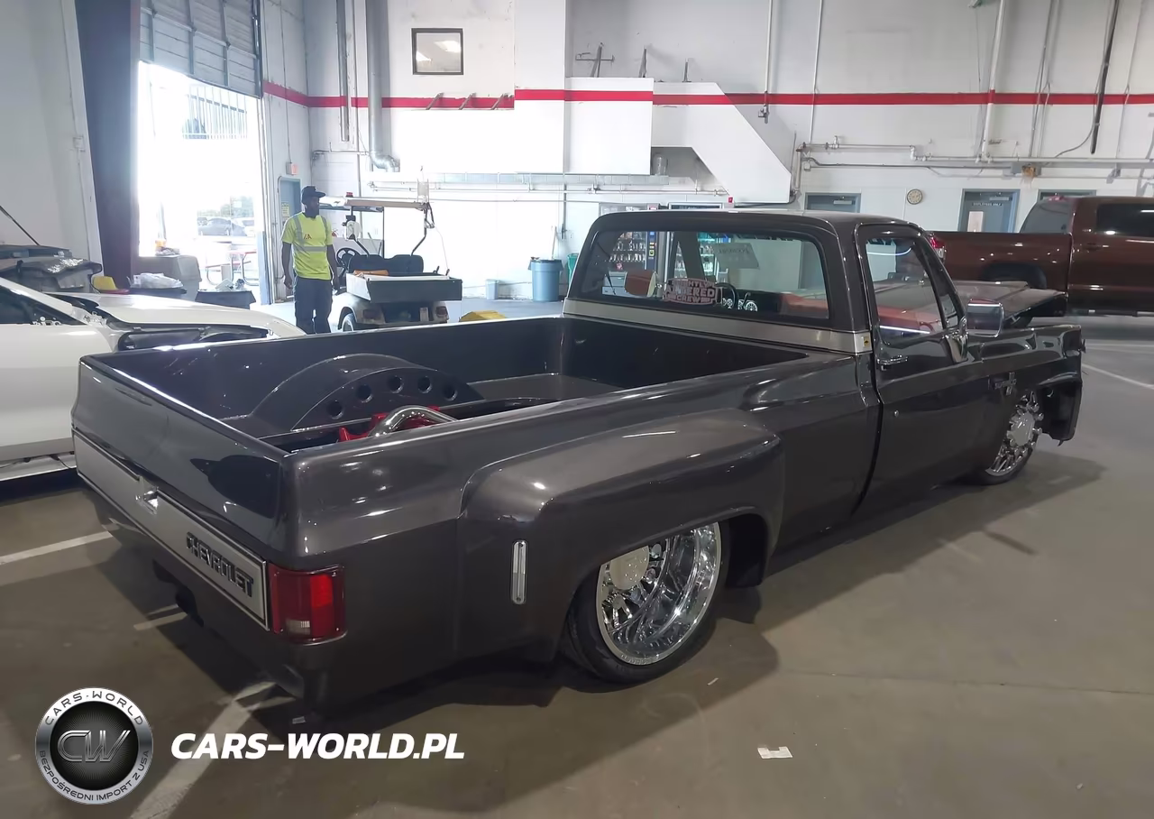 1985 Chevrolet C30 VIN:1GBJC34M4FJ169536 - 4