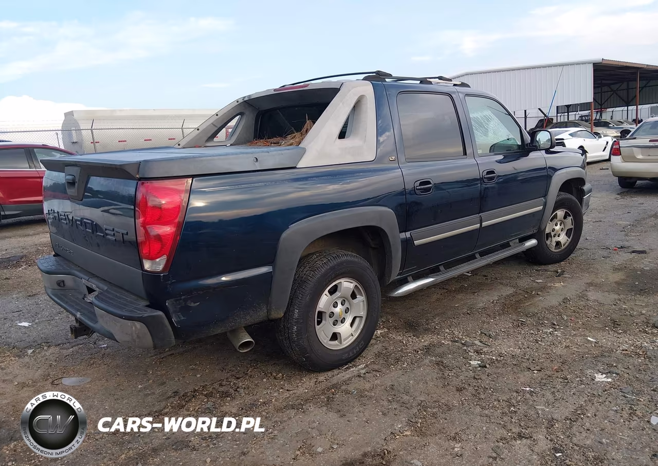 2005 Chevrolet Avalanche 1500 Z66 VIN:3GNEC12Z75G170719 - 4