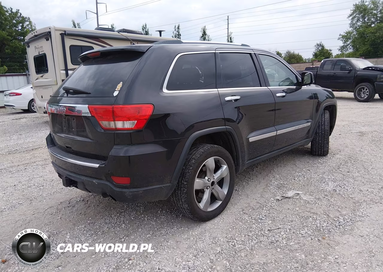 2013 Jeep Grand Cherokee Overland VIN:1C4RJFCG6DC646003 - 4