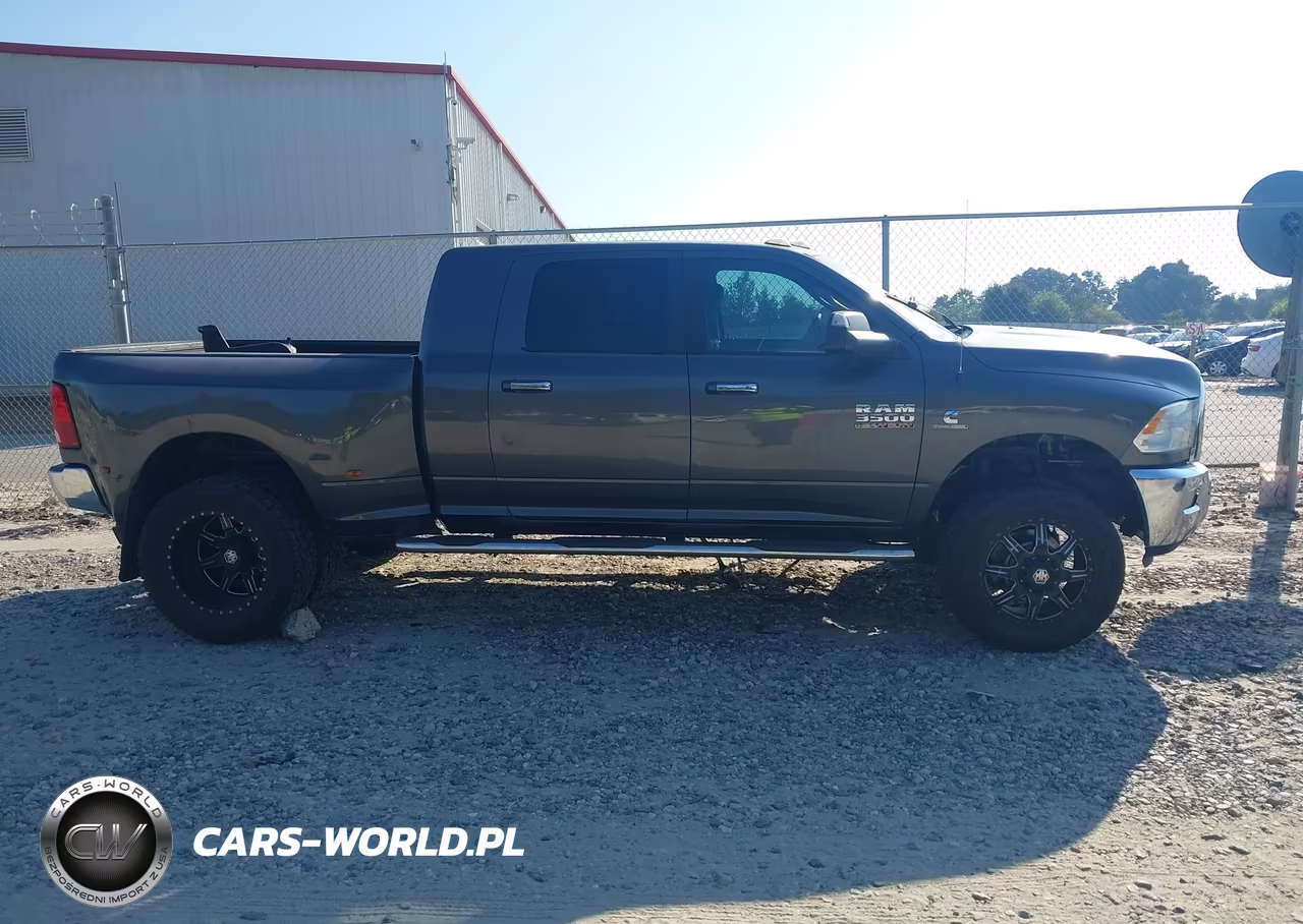 2017 Ram 3500 Lone Star 4X4 6'4 Box VIN:3C63RRLL0HG619550 - 14