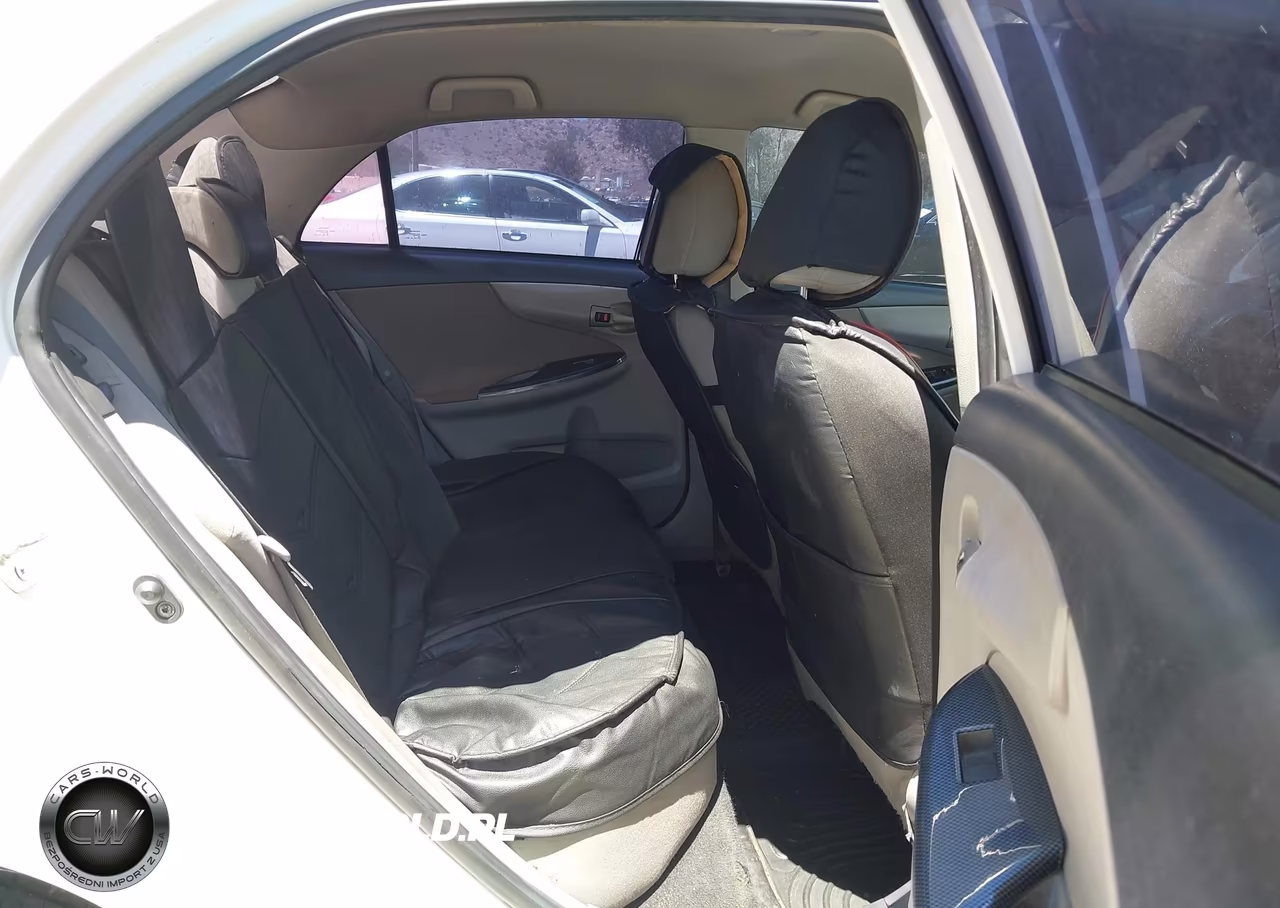 2013 Toyota Corolla Le VIN:5YFBU4EE1DP209493 - 8