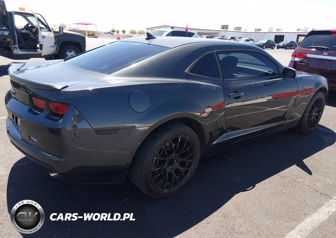 2013 Chevrolet Camaro 1Ls VIN:2G1FE1E30D9201972 - 4
