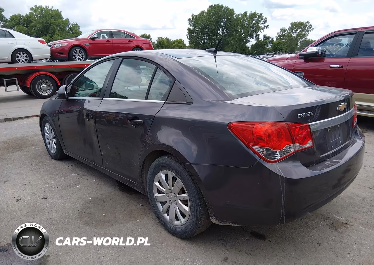2011 Chevrolet Cruze Ls VIN:1G1PC5SH9B7104513 - 3