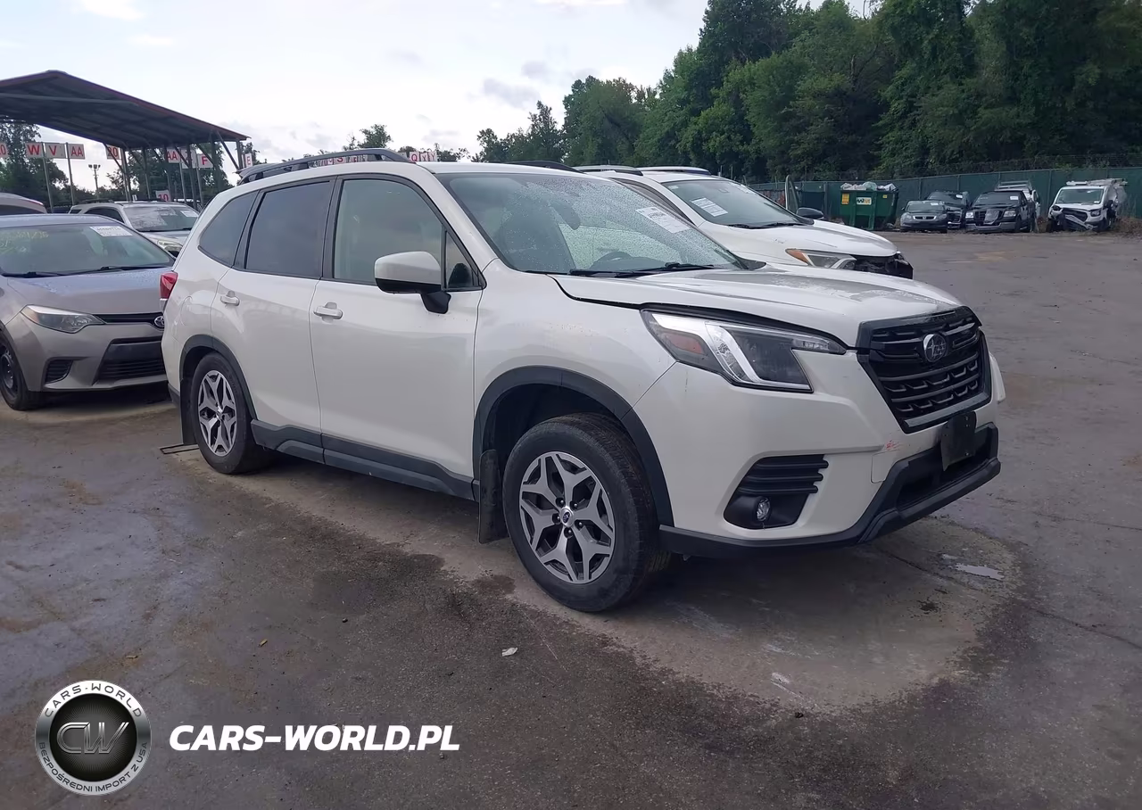 2024 Subaru Forester Premium