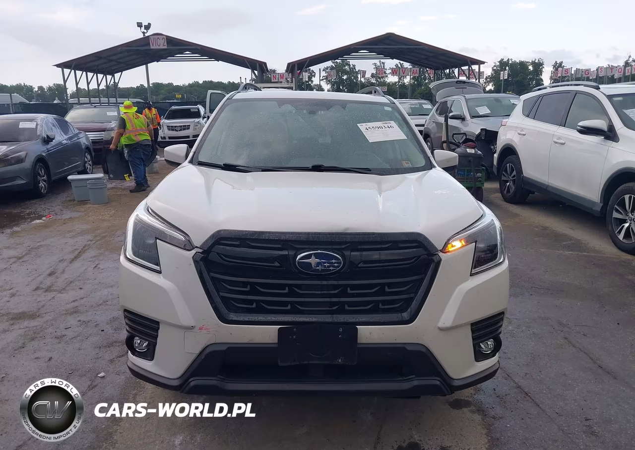 2024 Subaru Forester Premium VIN:JF2SKACC8RH472686 - 12