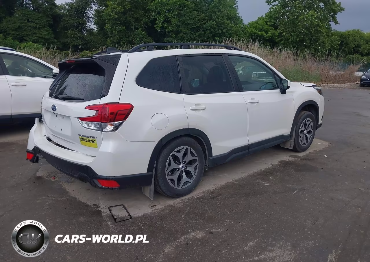 2024 Subaru Forester Premium VIN:JF2SKACC8RH472686 - 4