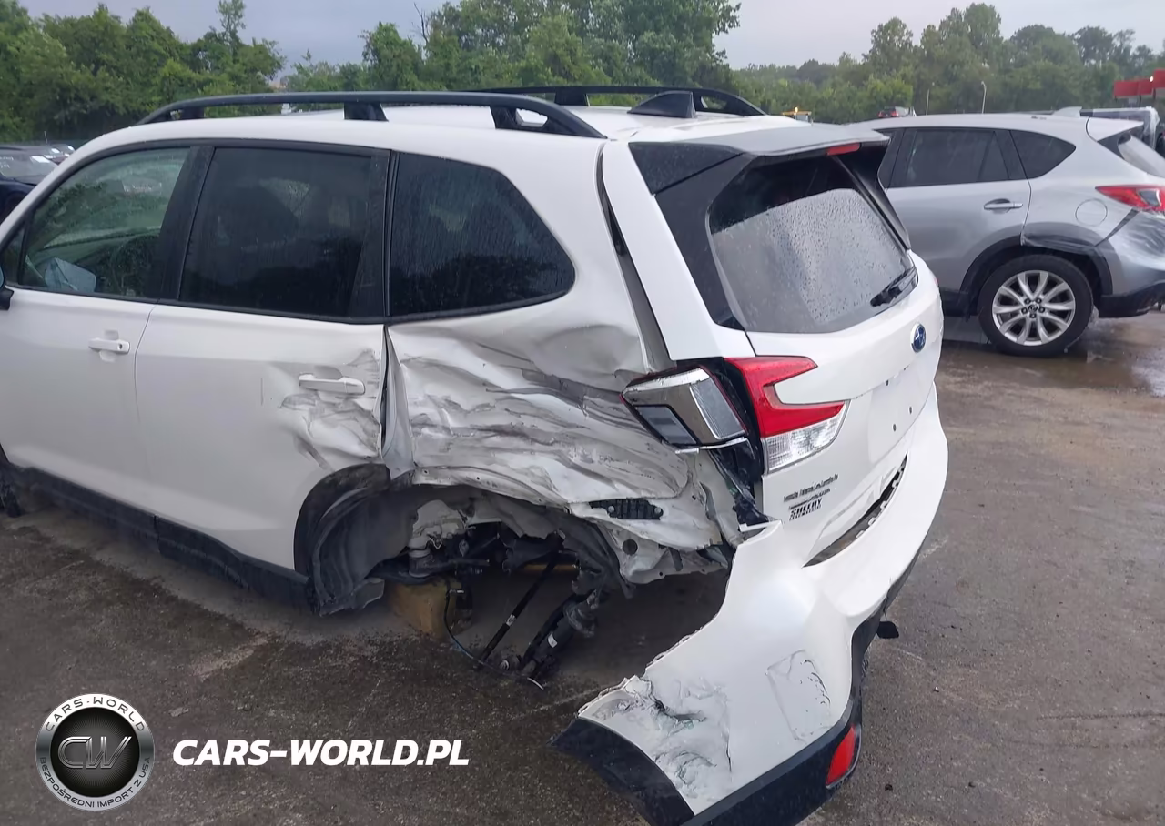 2024 Subaru Forester Premium VIN:JF2SKACC8RH472686 - 6