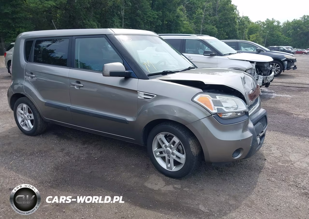 2011 Kia Soul +