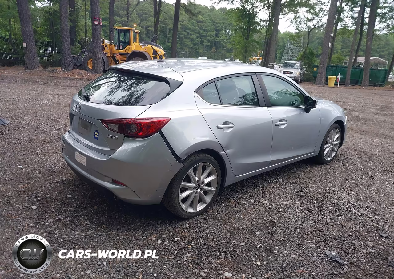 2017 Mazda Mazda3 Touring VIN:3MZBN1L71HM133705 - 4