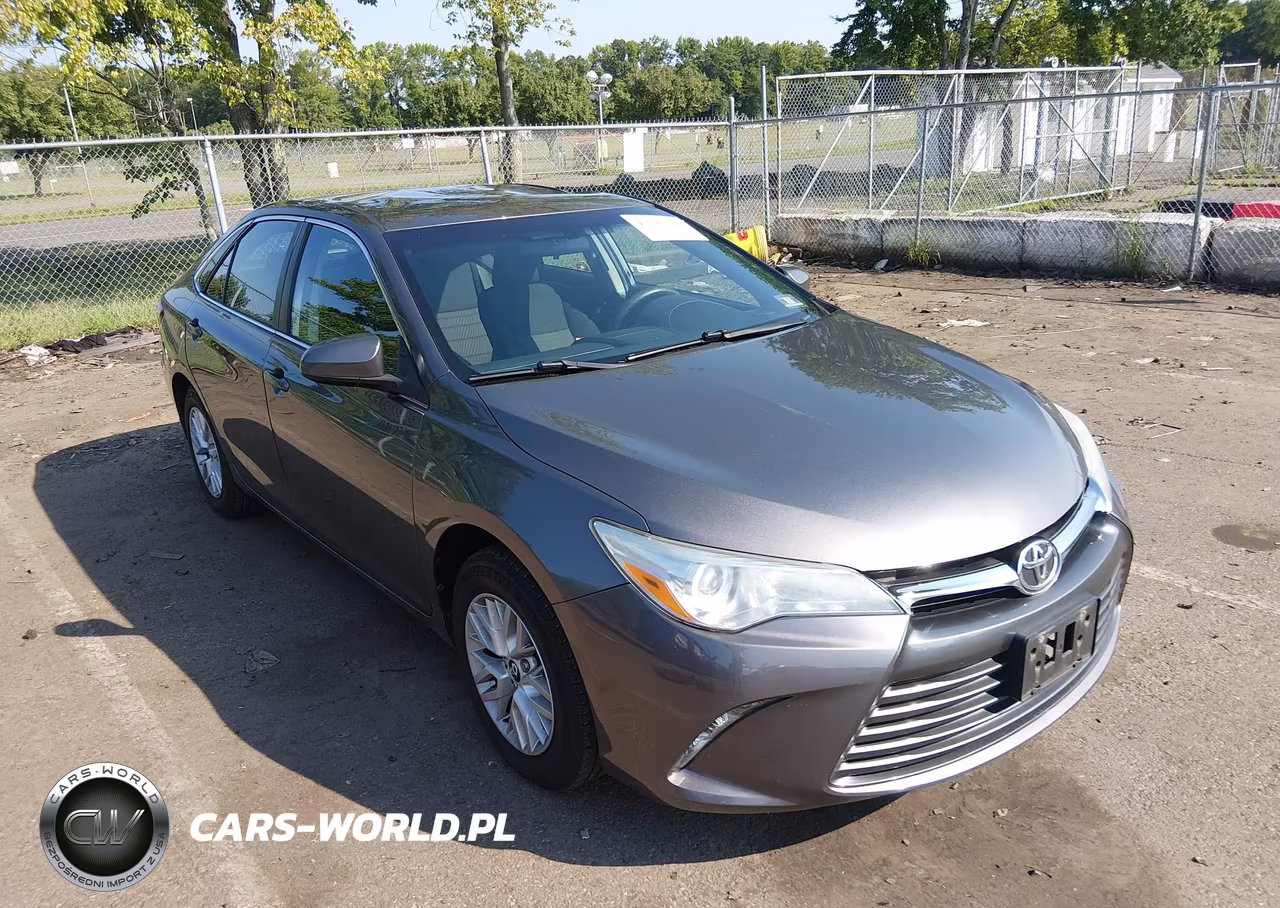 2017 Toyota Camry Le