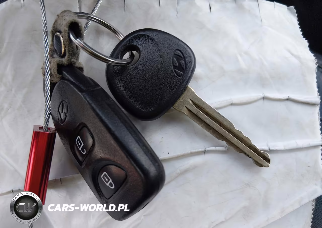 2011 Hyundai Tucson Gls VIN:KM8JUCAC7BU200285 - 11
