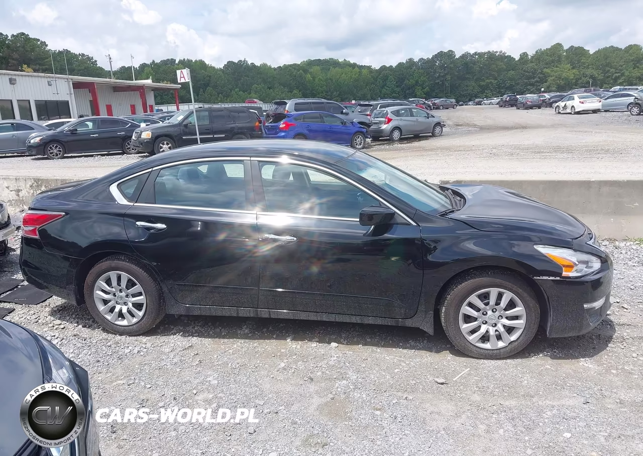 2015 Nissan Altima 2.5 S VIN:1N4AL3AP1FC478515 - 13