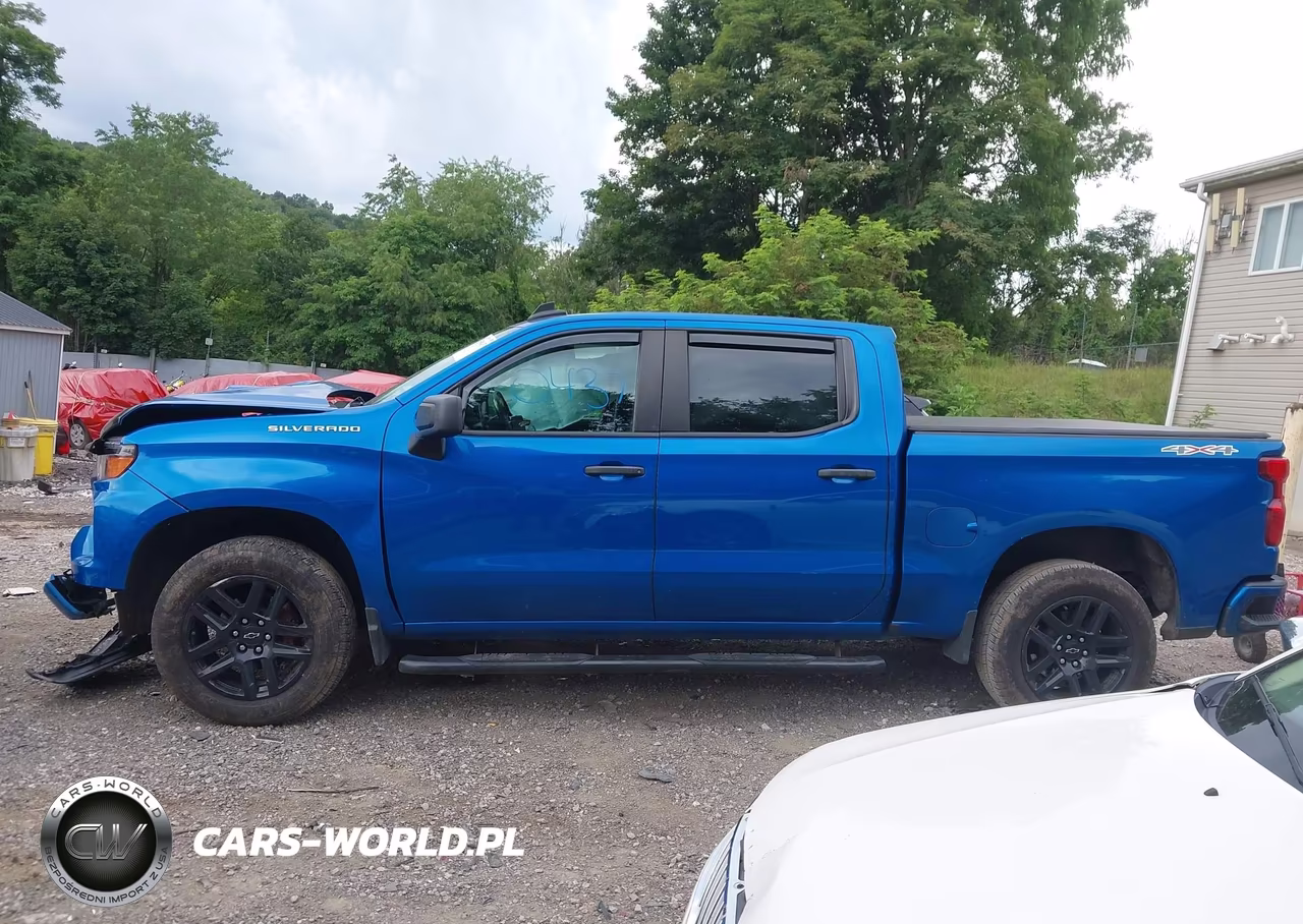 2022 Chevrolet Silverado 1500 4Wd Short Bed Custom VIN:1GCPDBEK4NZ638179 - 13