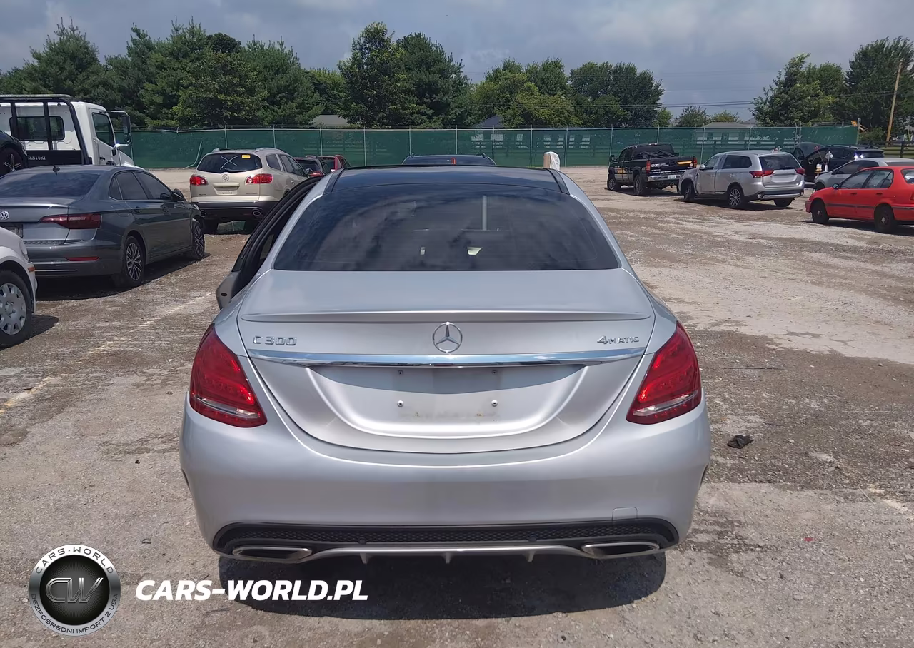 2016 Mercedes-Benz C 300 Sport 4Matic VIN:55SWF4KB9GU139147 - 16