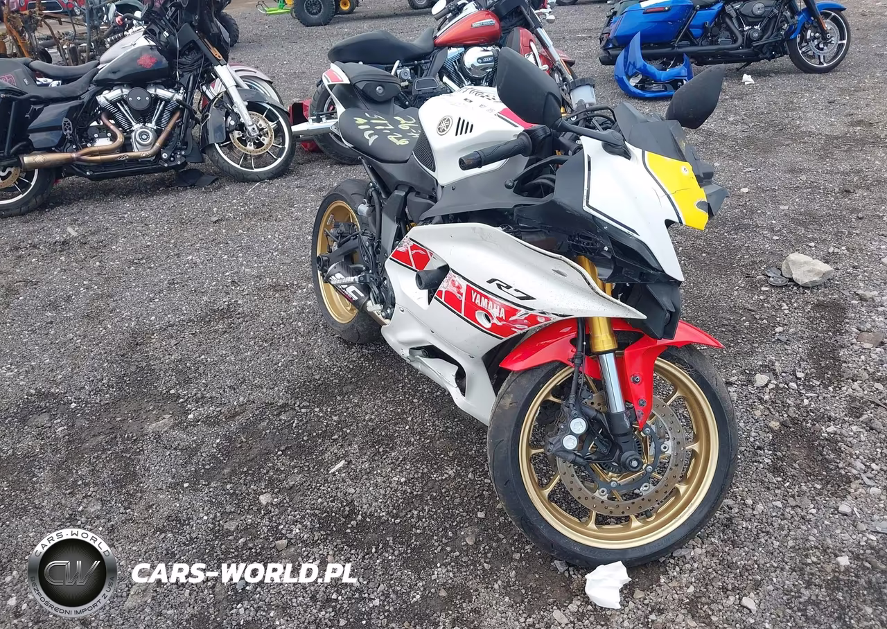 2022 Yamaha Yzfr7 – zdjęcie 1 z 12