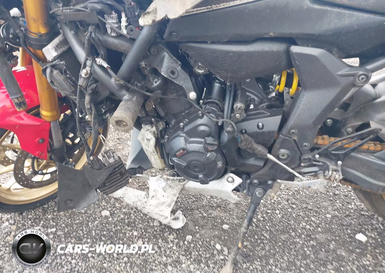 2022 Yamaha Yzfr7 VIN:JYARM38E1NA003077 - 9