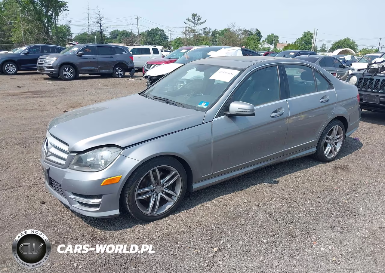 2012 Mercedes-Benz C 300 Sport 4Matic VIN:WDDGF8BB8CR208000 - 2