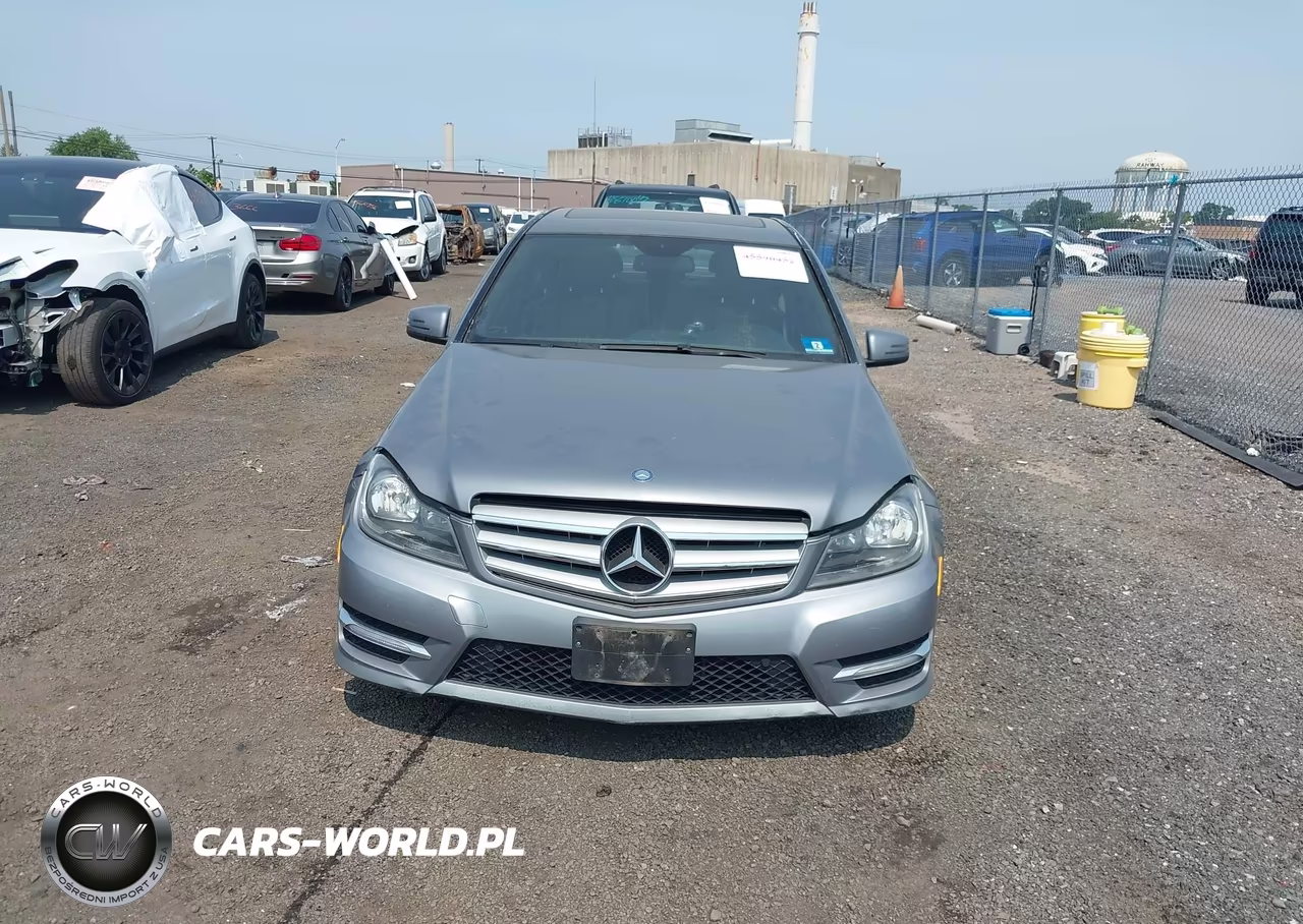2012 Mercedes-Benz C 300 Sport 4Matic VIN:WDDGF8BB8CR208000 - 6