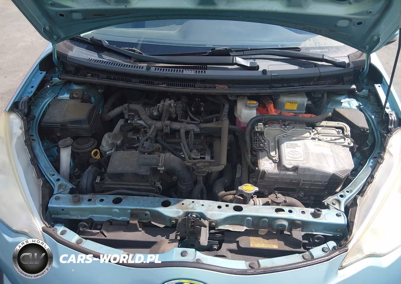 2014 Toyota Prius C One VIN:JTDKDTB36E1085885 - 10
