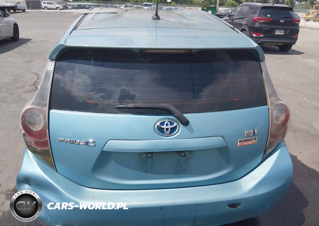 2014 Toyota Prius C One VIN:JTDKDTB36E1085885 - 16