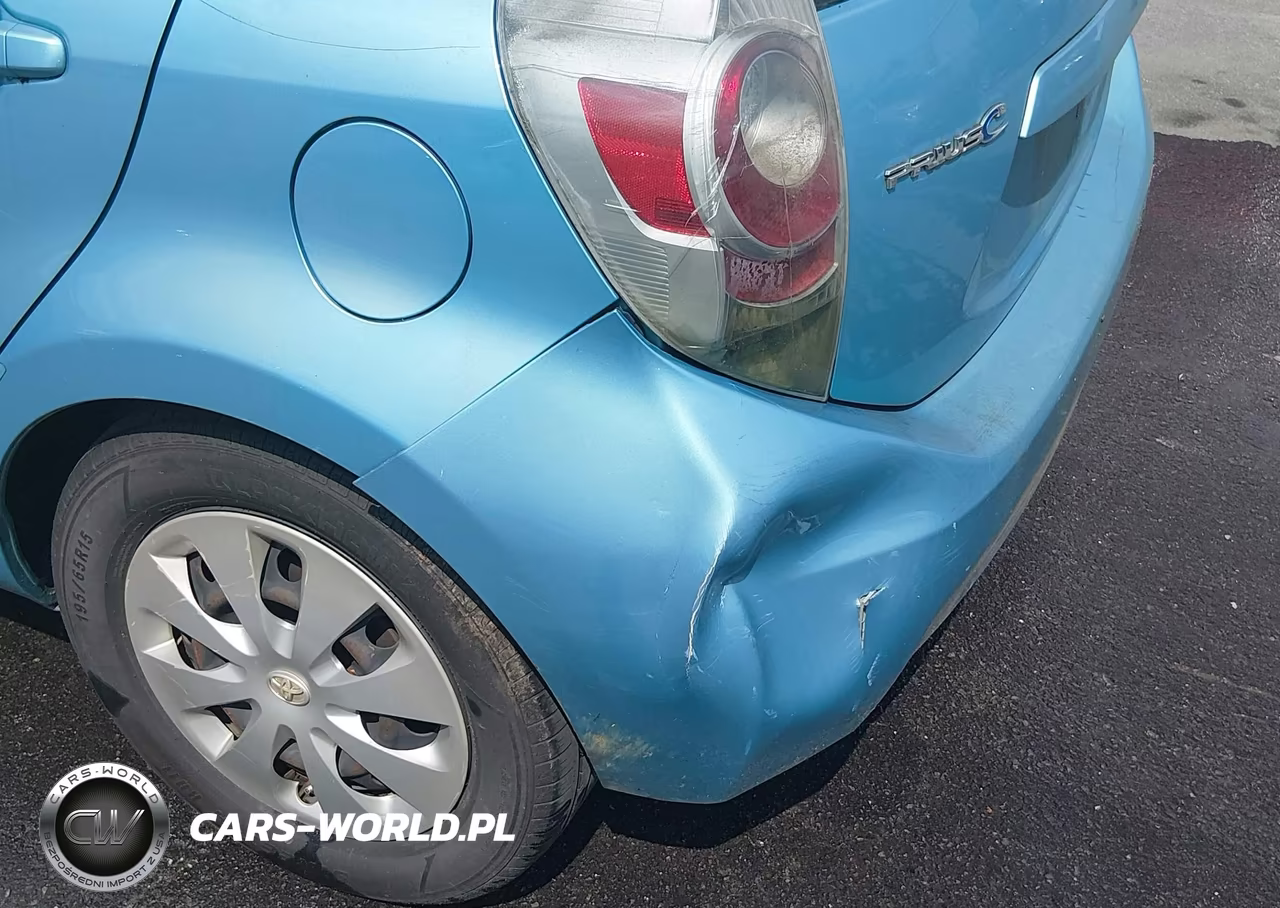 2014 Toyota Prius C One VIN:JTDKDTB36E1085885 - 6