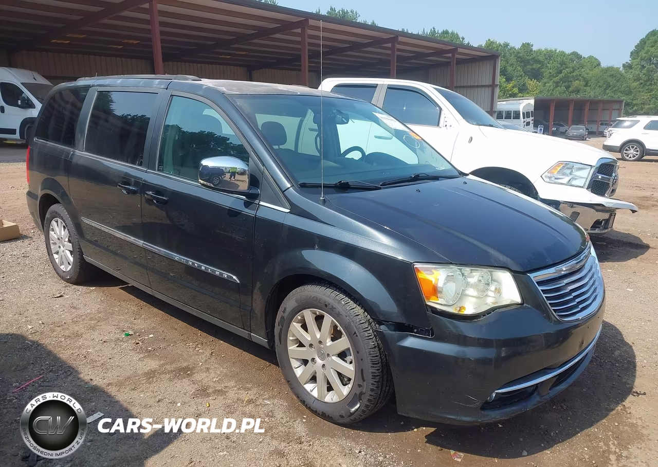 2012 Chrysler Town & Country Touring-L – zdjęcie 1 z 12