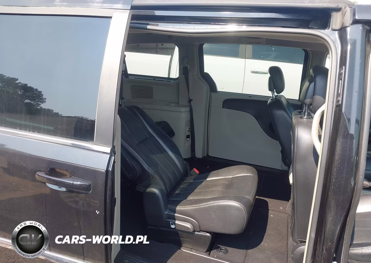 2012 Chrysler Town & Country Touring-L VIN:2C4RC1CG6CR199823 - 8