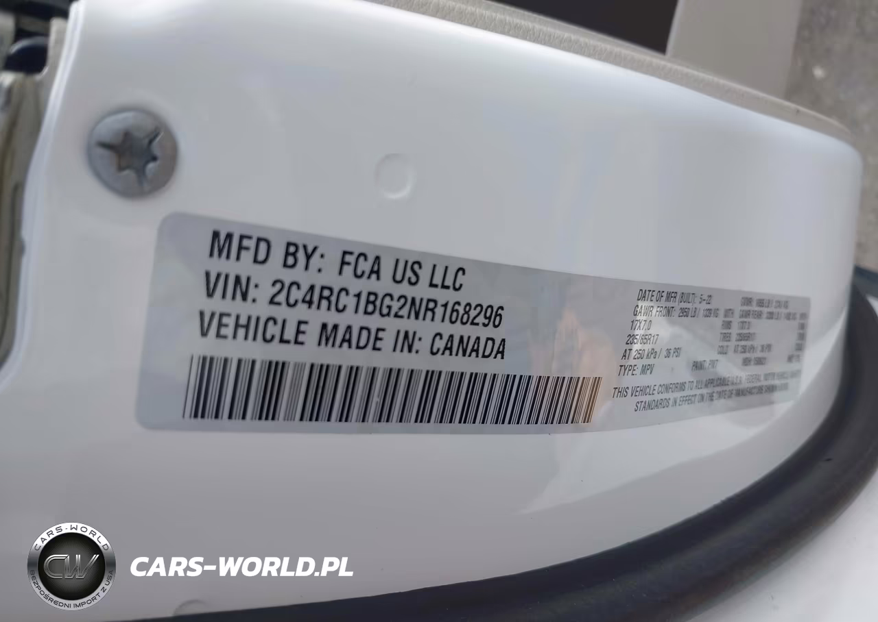 2022 Chrysler Pacifica Touring L VIN:2C4RC1BG2NR168296 - 9