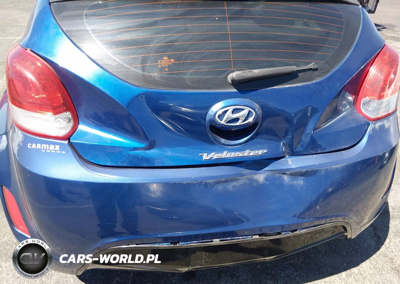 2016 Hyundai Veloster VIN:KMHTC6AD9GU302684 - 12