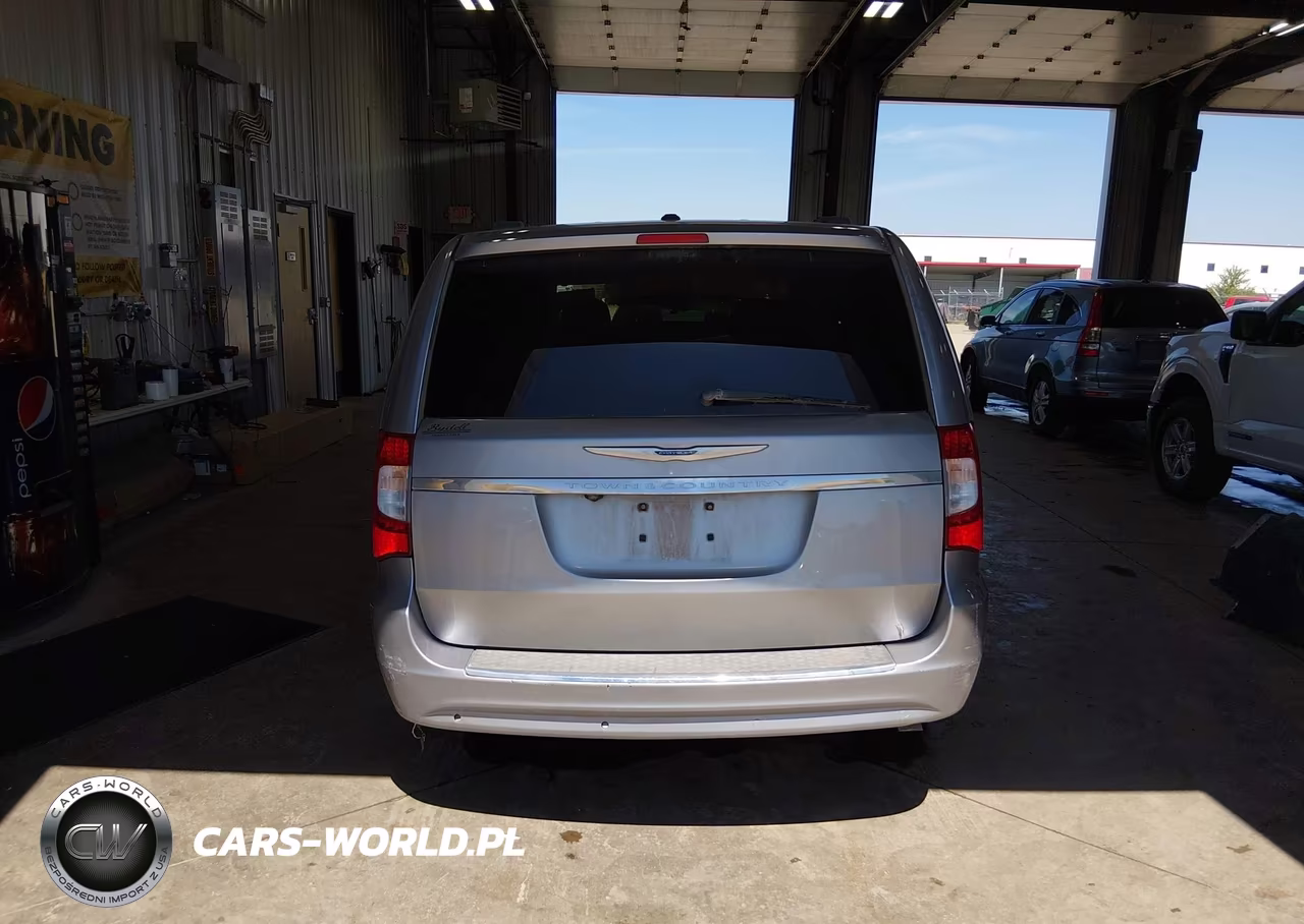 2013 Chrysler Town & Country Touring-L VIN:2C4RC1CG7DR623267 - 16