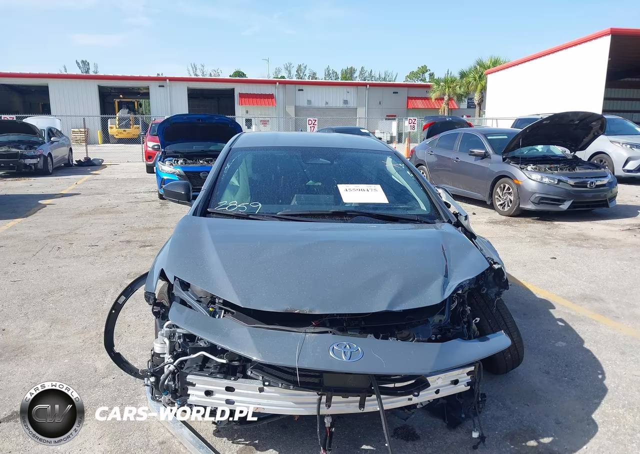 2026 Toyota Prius Plug-In Hybrid Se VIN:JTDACACU6T3062859 - 12