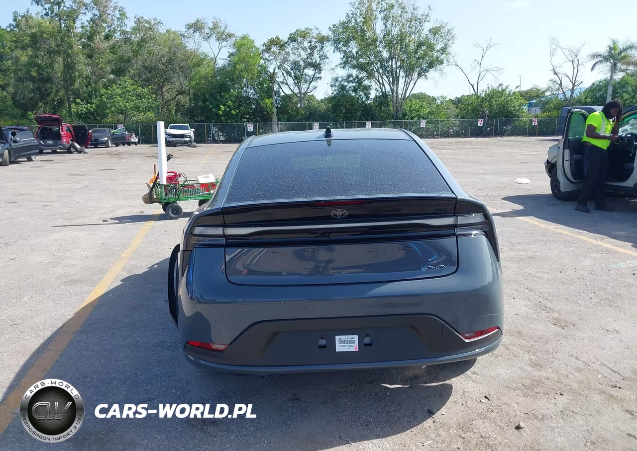 2026 Toyota Prius Plug-In Hybrid Se VIN:JTDACACU6T3062859 - 16