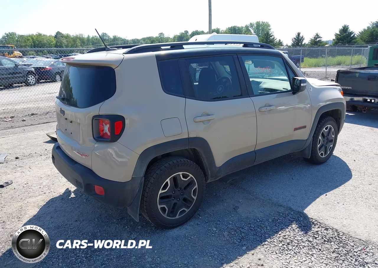 2016 Jeep Renegade Trailhawk VIN:ZACCJBCT9GPD57600 - 4