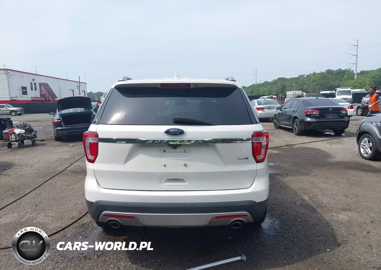 2016 Ford Explorer Xlt VIN:1FM5K8D89GGB71468 - 17