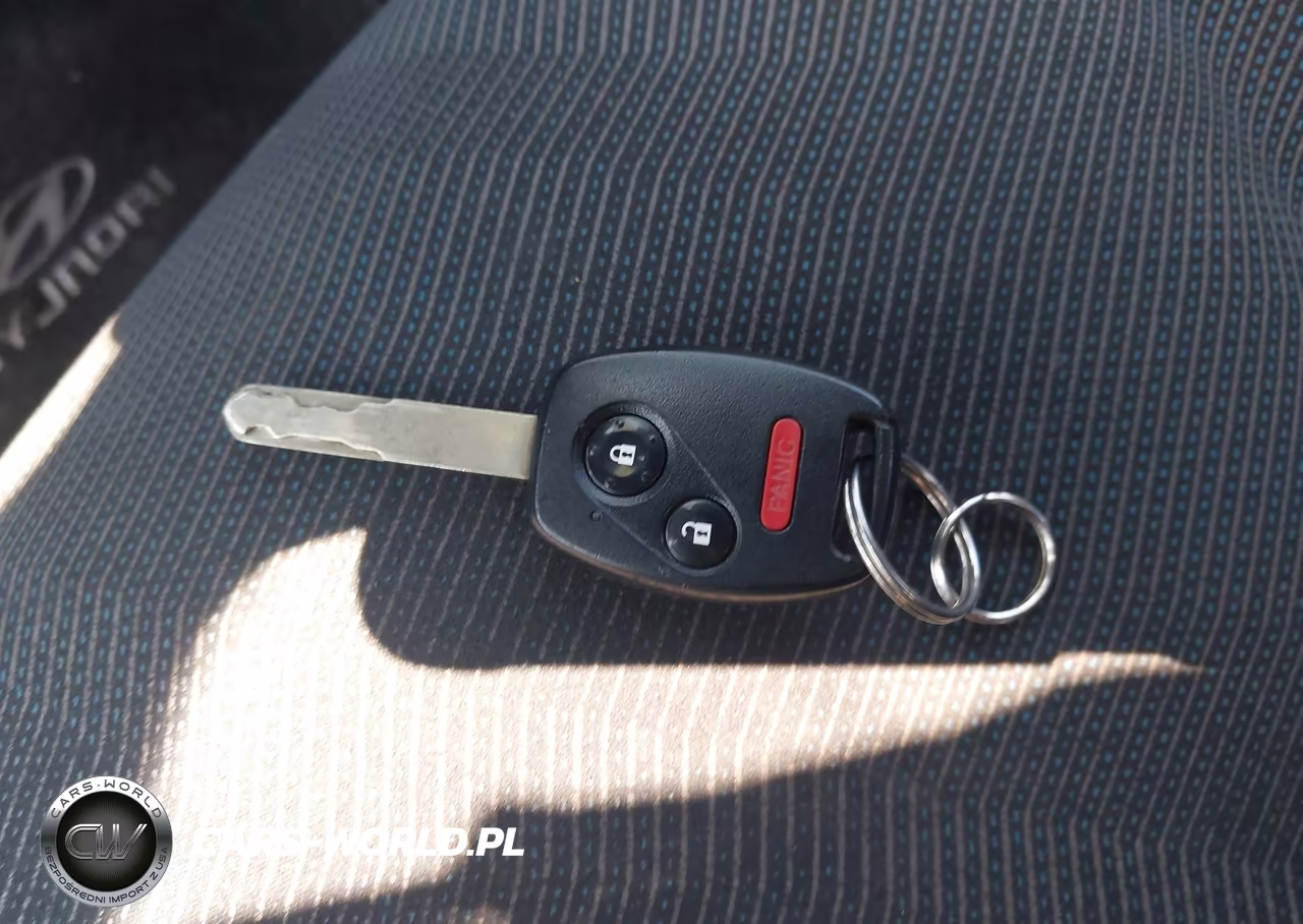 2011 Honda Fit Sport VIN:JHMGE8H65BC013091 - 11