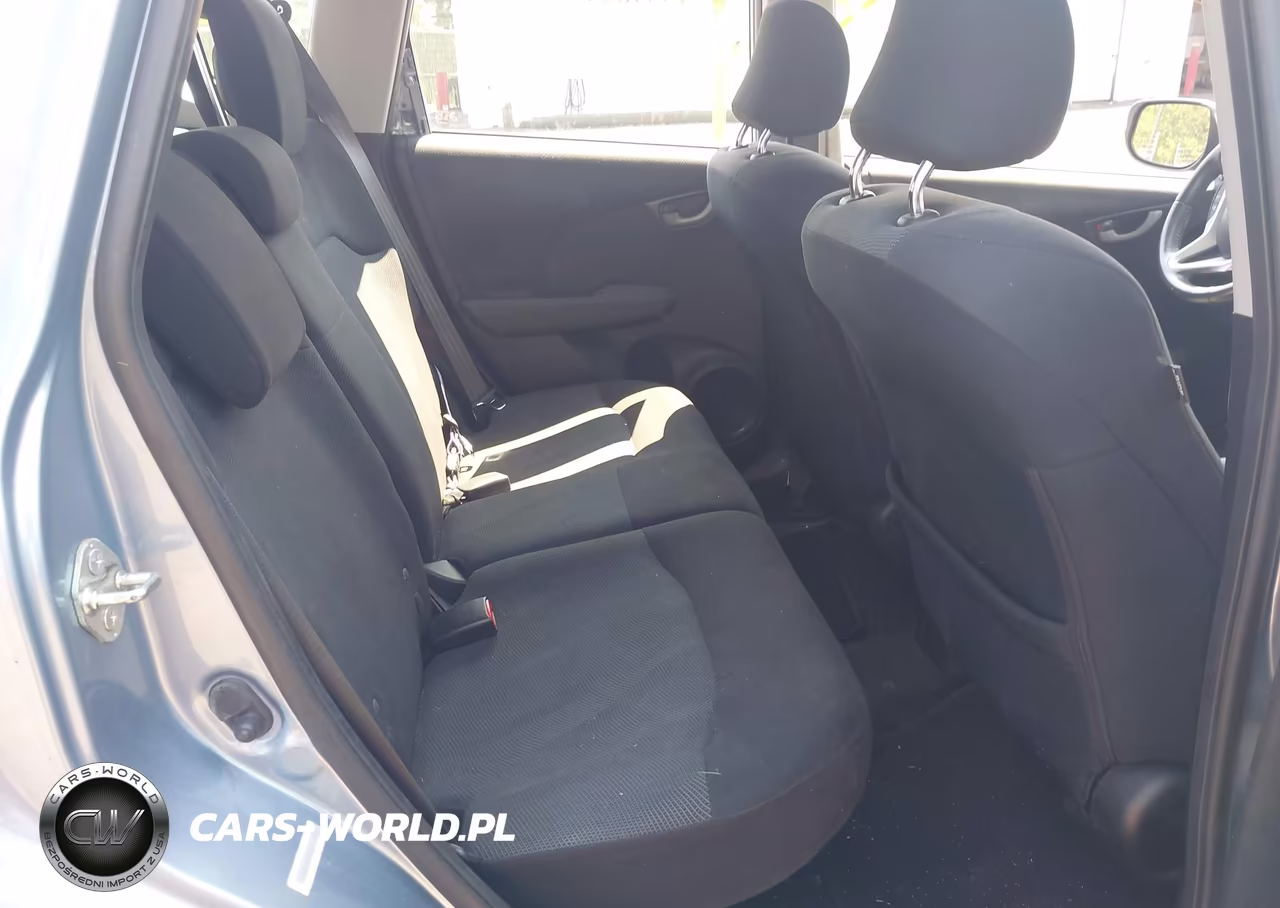 2011 Honda Fit Sport VIN:JHMGE8H65BC013091 - 8